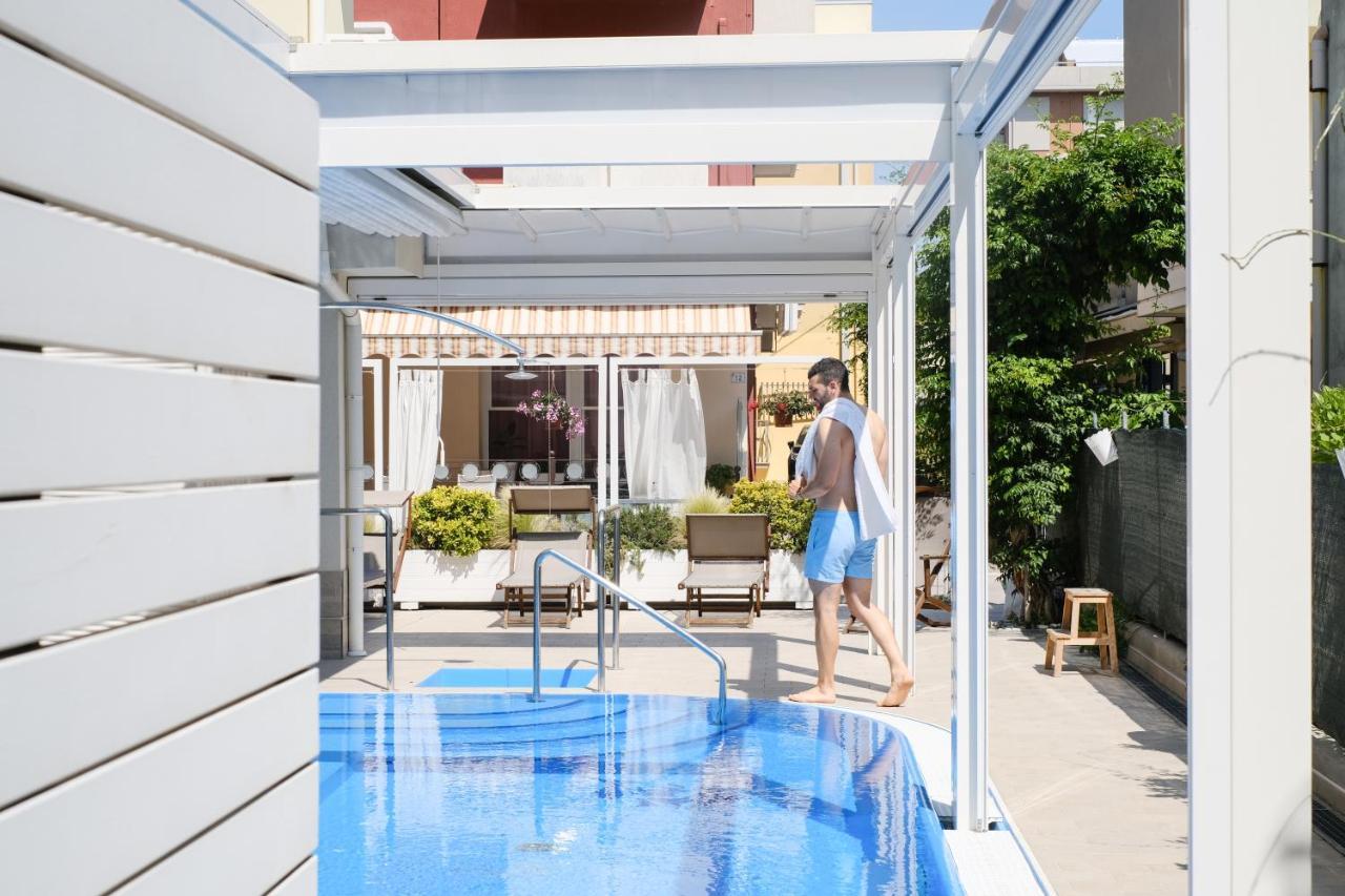 Hotel Thea Μπελάρια-Ιτζέα Μαρίνα Εξωτερικό φωτογραφία