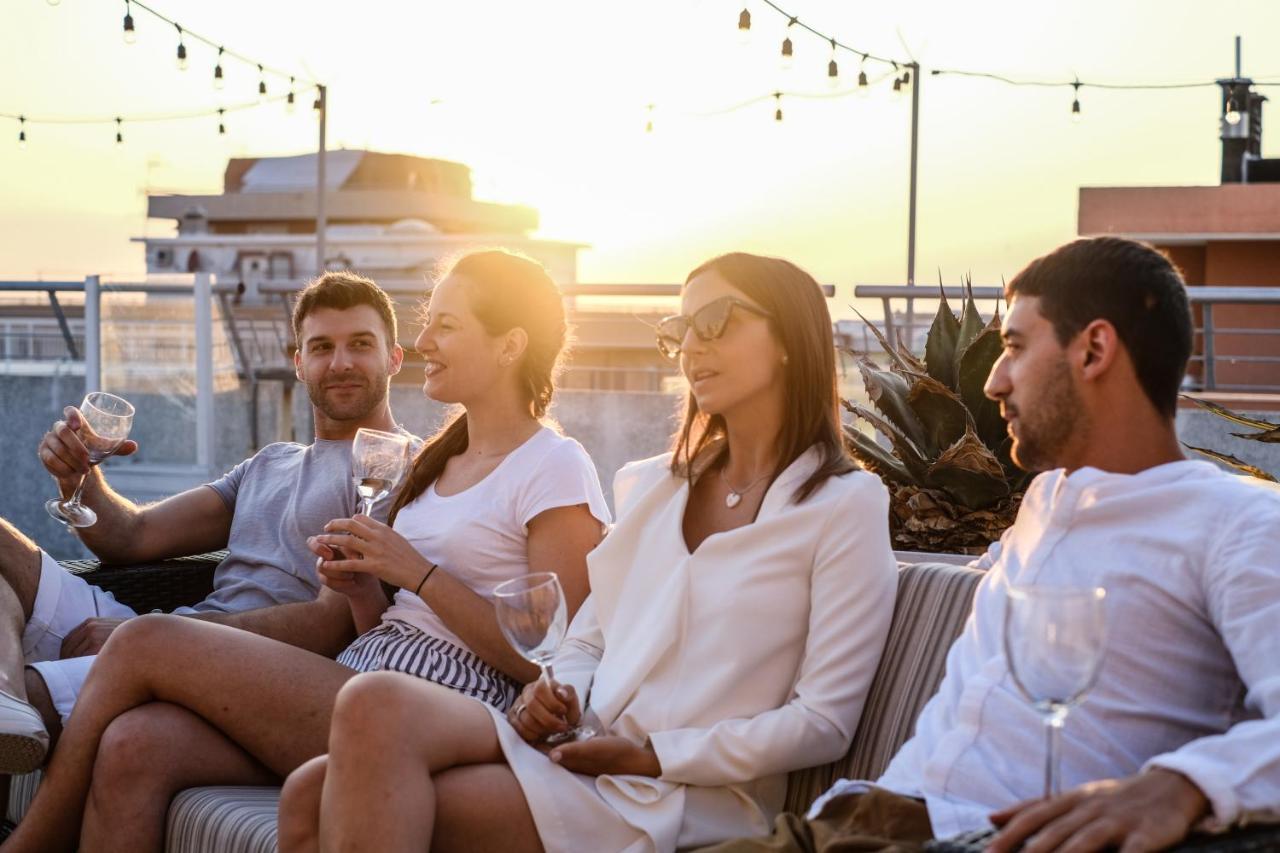 Hotel Thea Μπελάρια-Ιτζέα Μαρίνα Εξωτερικό φωτογραφία