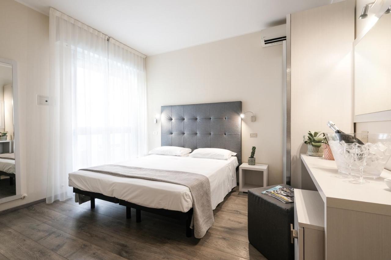 Hotel Thea Μπελάρια-Ιτζέα Μαρίνα Εξωτερικό φωτογραφία
