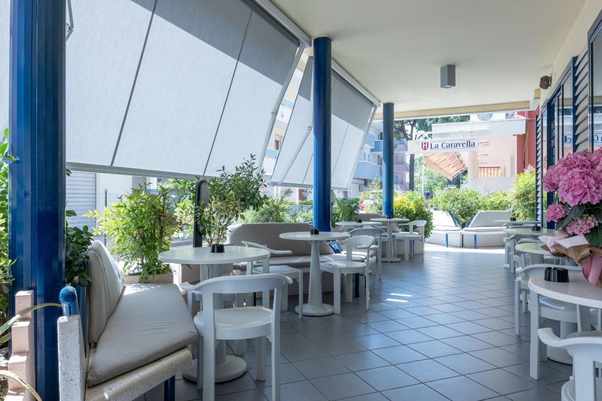 Hotel Thea Μπελάρια-Ιτζέα Μαρίνα Εξωτερικό φωτογραφία