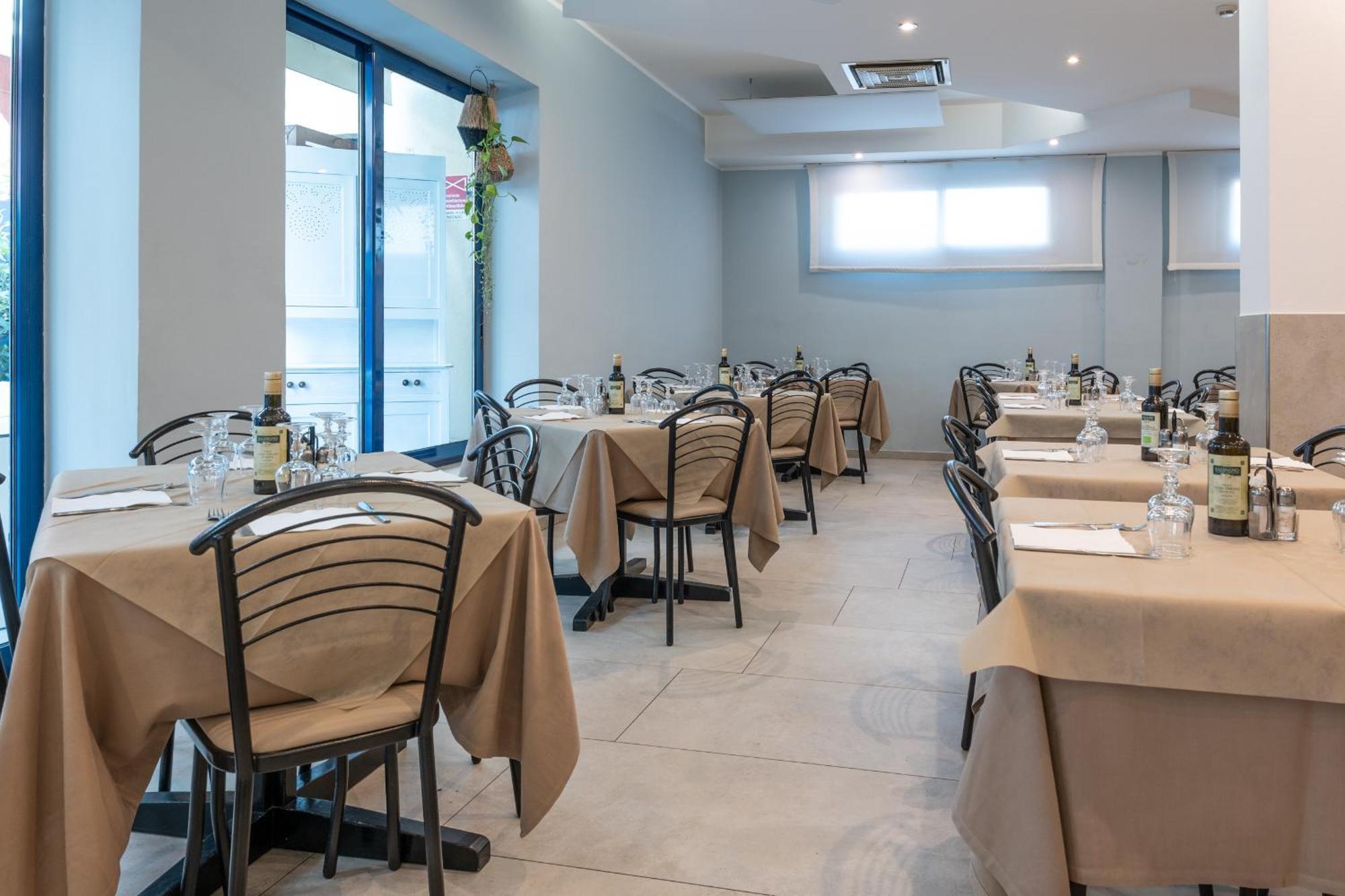 Hotel Thea Μπελάρια-Ιτζέα Μαρίνα Εξωτερικό φωτογραφία
