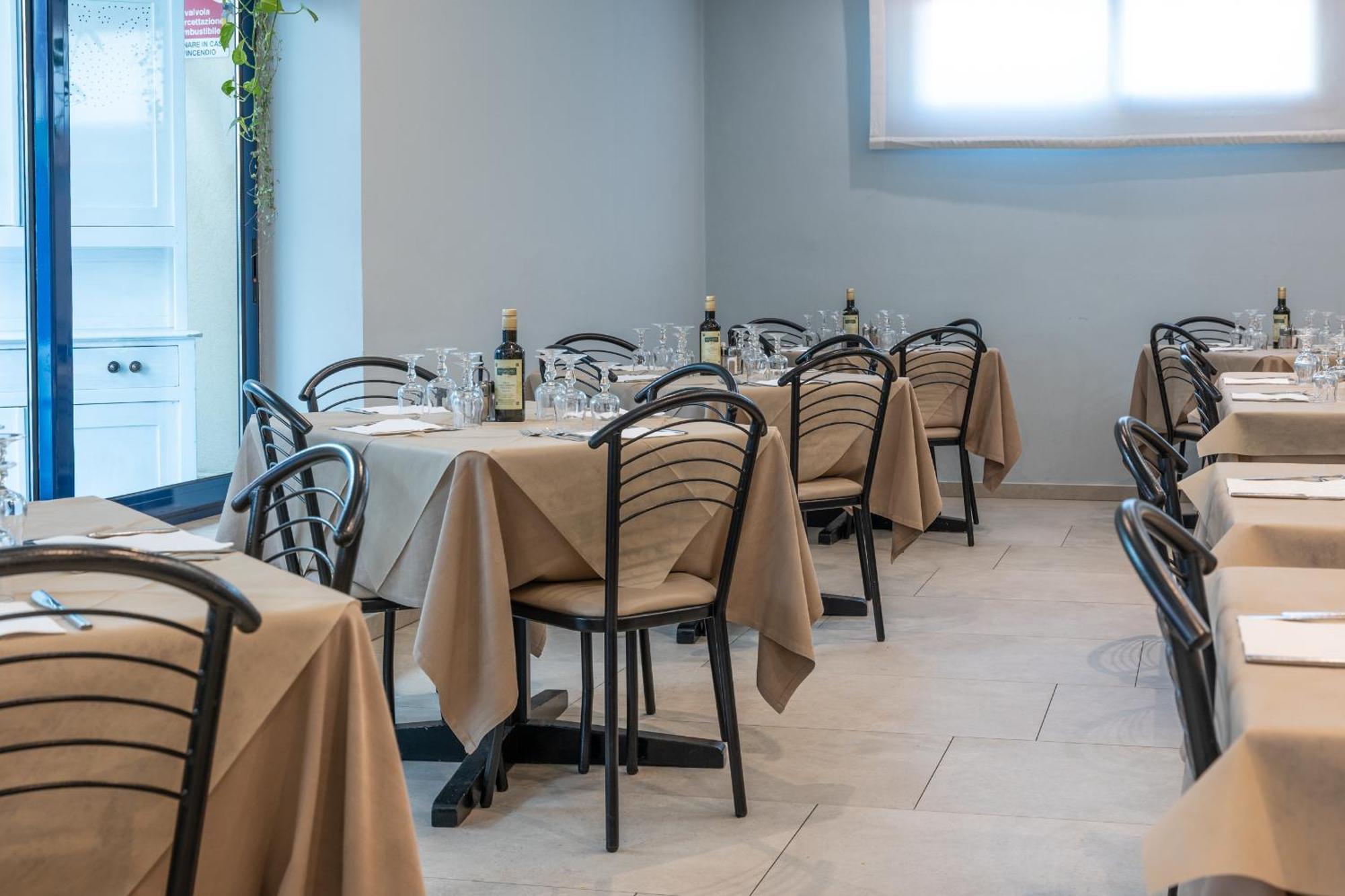 Hotel Thea Μπελάρια-Ιτζέα Μαρίνα Εξωτερικό φωτογραφία