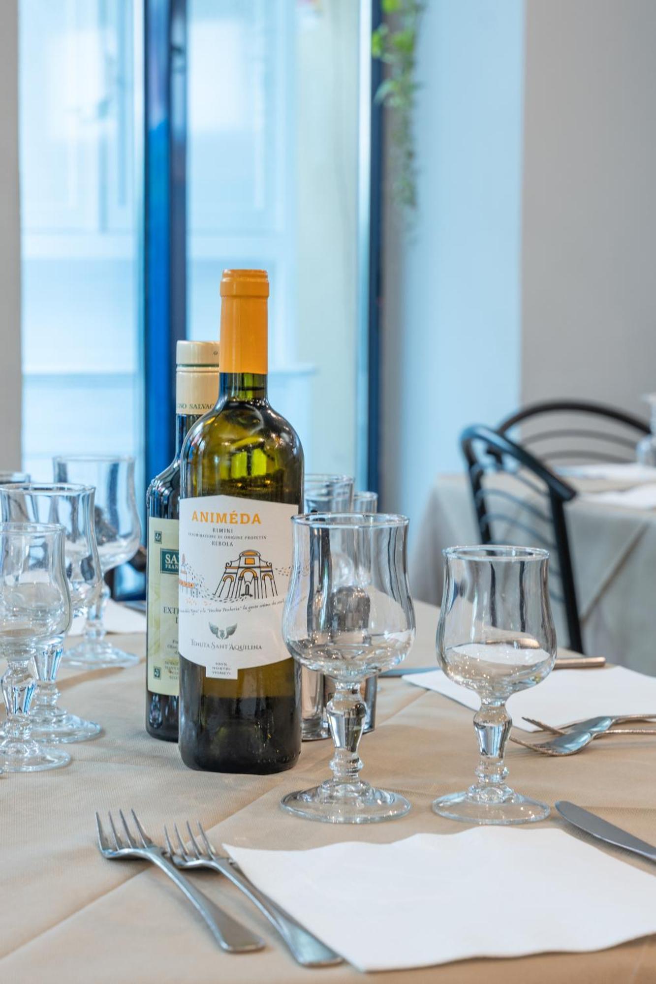 Hotel Thea Μπελάρια-Ιτζέα Μαρίνα Εξωτερικό φωτογραφία